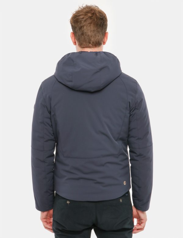 Piumino Colmar con tasche zip - Est: 100% poliammide - Fodera: 100% poliestere - imbot: 93% piumino d'oca 7% piuma d'ocaIl m