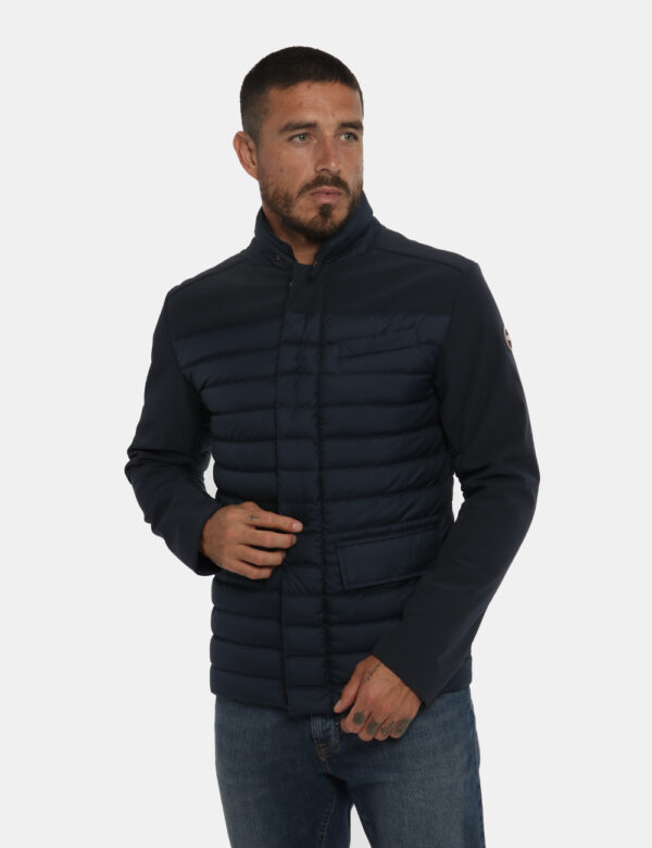Piumino Colmar blu - COMPOSIZIONE E VESTIBILITÀ:100% poliestere 90% piumino anatra 10% piuma anatraIl modello è alto 178 cm