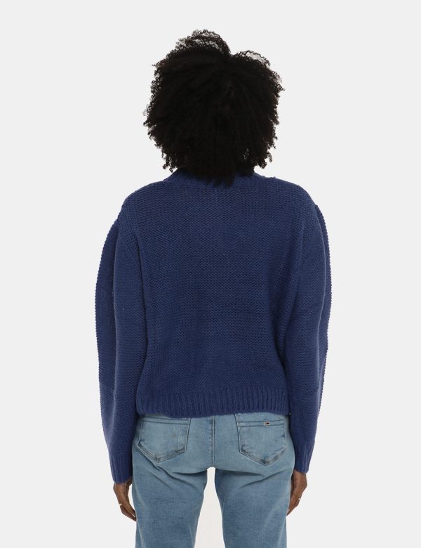 Maglione Maison Du Cachemire a girocollo lavorato a trecce - 50% lana 20% acrilico 20% poliammide 10% mohairLa modella indos