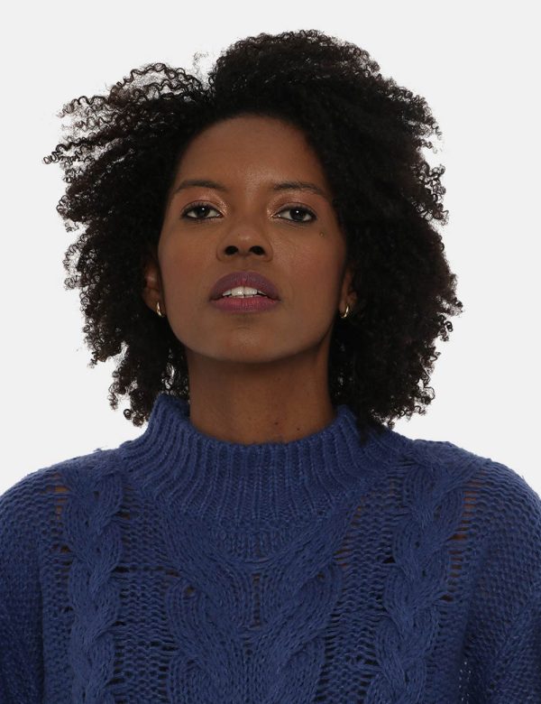Maglione Maison Du Cachemire a girocollo lavorato a trecce - 50% lana 20% acrilico 20% poliammide 10% mohairLa modella indos