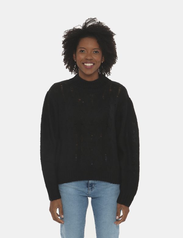 Maglione Maison Du Cachemire a girocollo lavorato a trecce - 50% lana 20% acrilico 20% poliammide 10% mohairLa modella indos