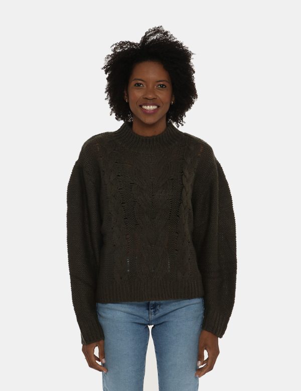 Maglione Maison Du Cachemire a girocollo lavorato a trecce - 50% lana 20% acrilico 20% poliammide 10% mohairLa modella indos