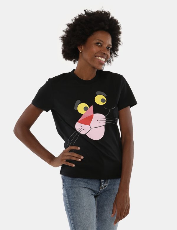 T-shirt Desigual Pink Panther - 100% CotoneLa modella indossa la taglia S è alta 170 cm e la vestibilità è regolare. Spalle: