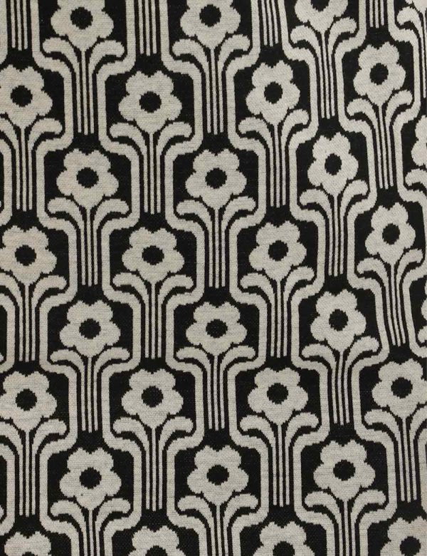 Vestito Desigual manica corta - 48% cotone 48% niscosa 4% elastaneLa modella indossa la taglia S ed è alta 168 cm e la vesti