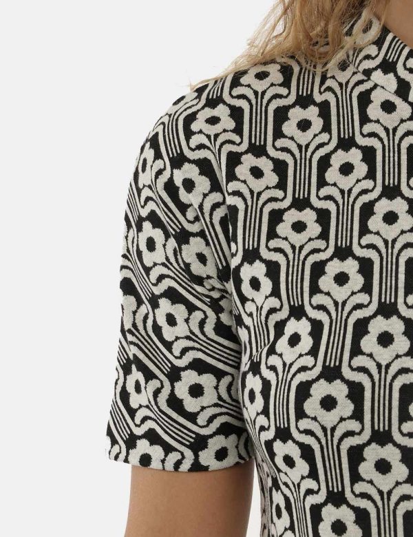 Vestito Desigual manica corta - 48% cotone 48% niscosa 4% elastaneLa modella indossa la taglia S ed è alta 168 cm e la vesti
