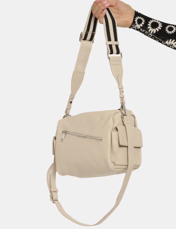 Borsa Desigual beige - COMPOSIZIONE E VESTIBILITÀ:100% poliuretanoCONSIGLI DI STILE:Borsa a tracolla di medie dimensioni in