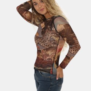 Maglia Desigual marrone - COMPOSIZIONE E VESTIBILITÀ:93% poliestere 7% elastaneLa modella è alta 170 cm e indossa la taglia