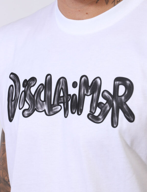 T-shirt Disclaimer Bianco - T-shirt a giromanica su sfondo bianco con stampa logo brand sfumata in nero e grigio. La vestibi