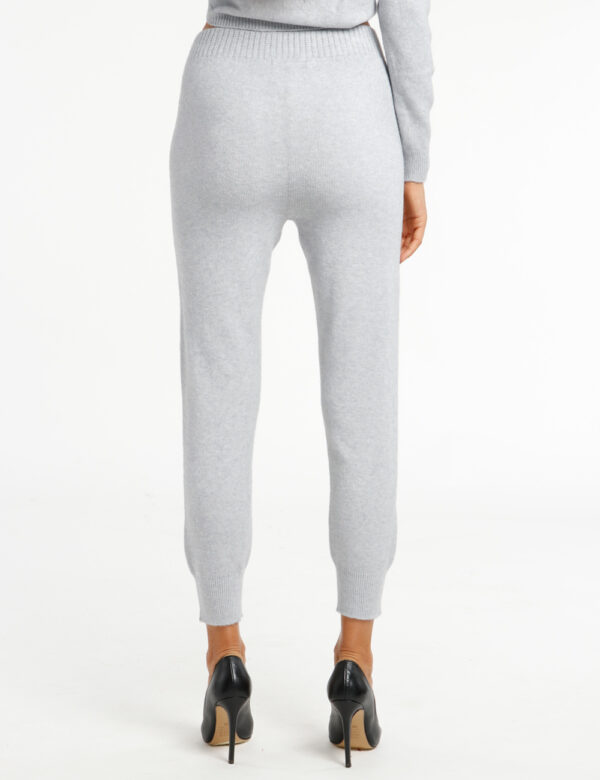 Pantalone Rue De Clerie in maglia - 50% viscosa 27% poliestere 23% poliammideLa modella indossa la taglia S ed è alta 178 cm