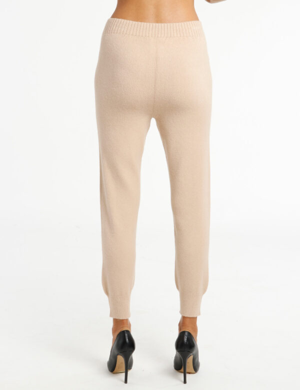 Pantalone Rue De Clerie in maglia - 50% viscosa 27% poliestere 23% poliammideLa modella indossa la taglia S ed è alta 178 cm