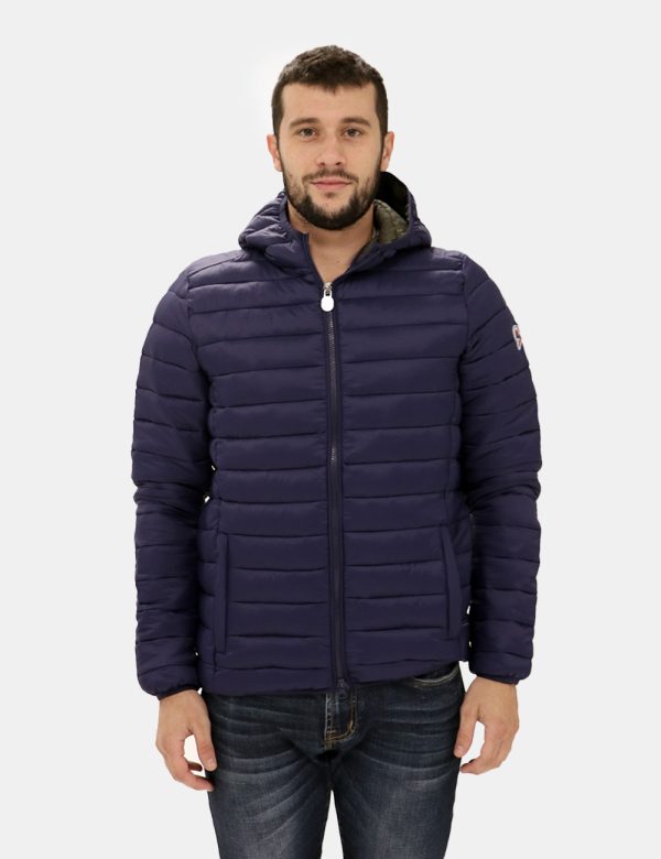 Piumino Invicta con cappuccio - Composizione esterna: 100% poliammide - imbottitura: 100% poliestereIl modello indossa la ta