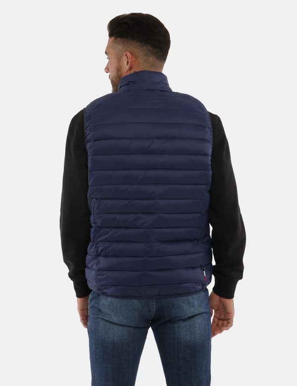 Piumino Invicasmaicato - Composizione esterna: 100% poliammide - imbottitura: 100% poliestereIl modello indossa la taglia L