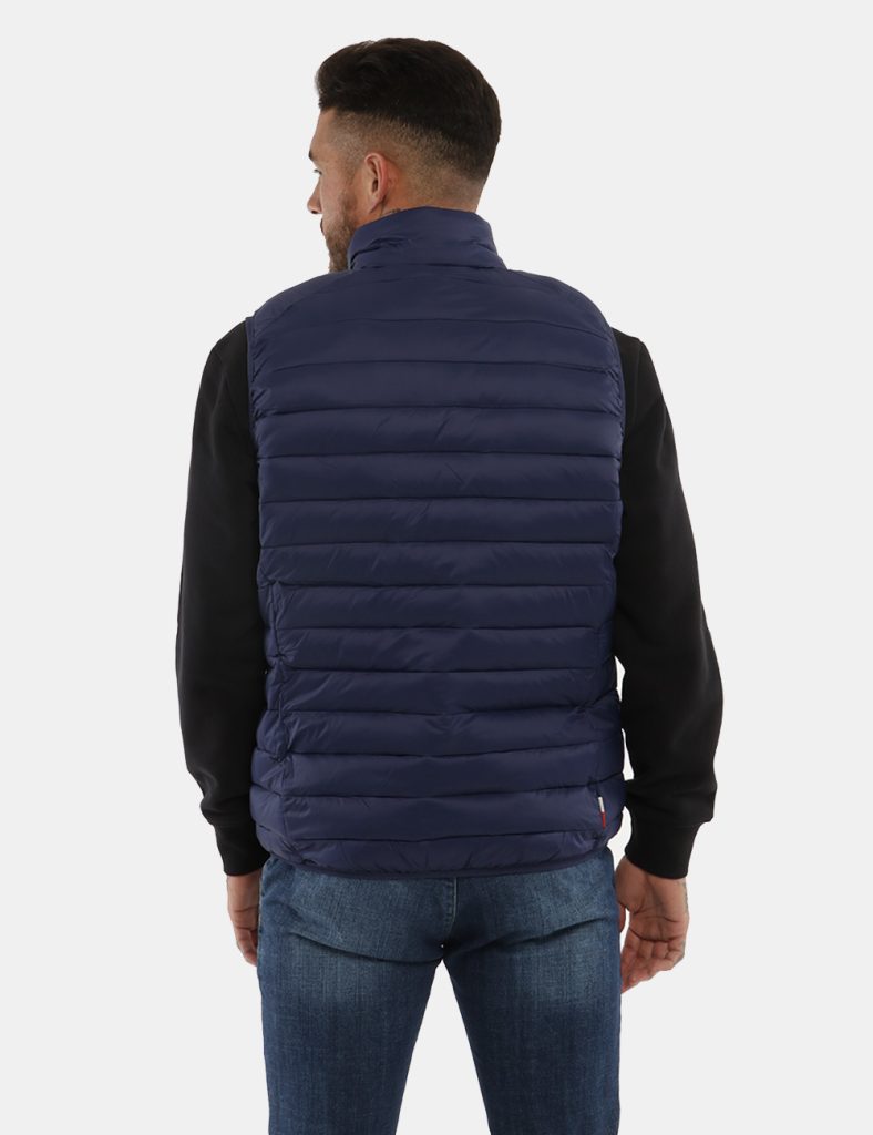 Piumino Invicasmaicato - Composizione esterna: 100% poliammide - imbottitura: 100% poliestereIl modello indossa la taglia L