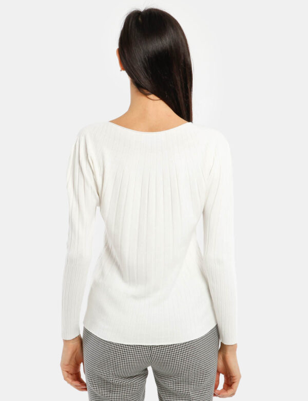 Maglione Rue De Clerie a coste - 65% viscosa 35% poliammideLa modella indossa la taglia SM ed è alta 178 cm e la vestibilità