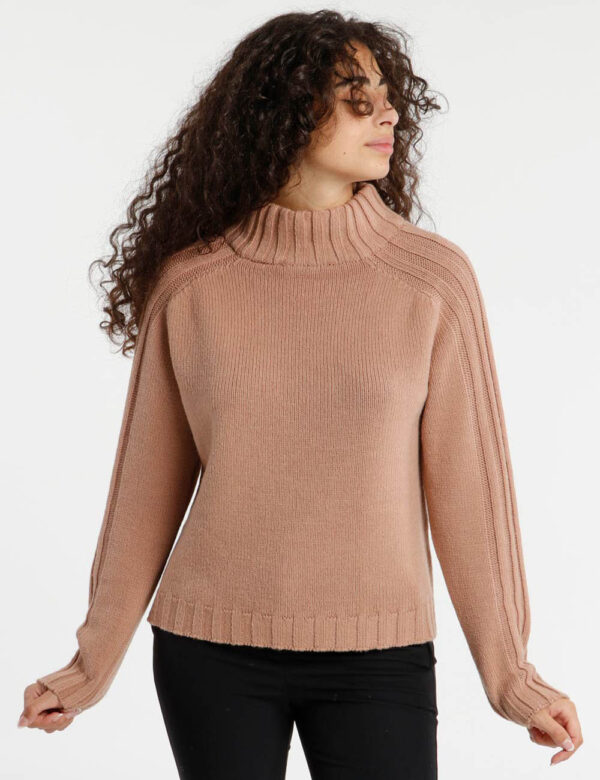 Maglione Rue De Clerie a collo alto - 50% lana vergine 50% acrilicoLa modella indossa la taglia SM ed è alta 175 cm e la ves