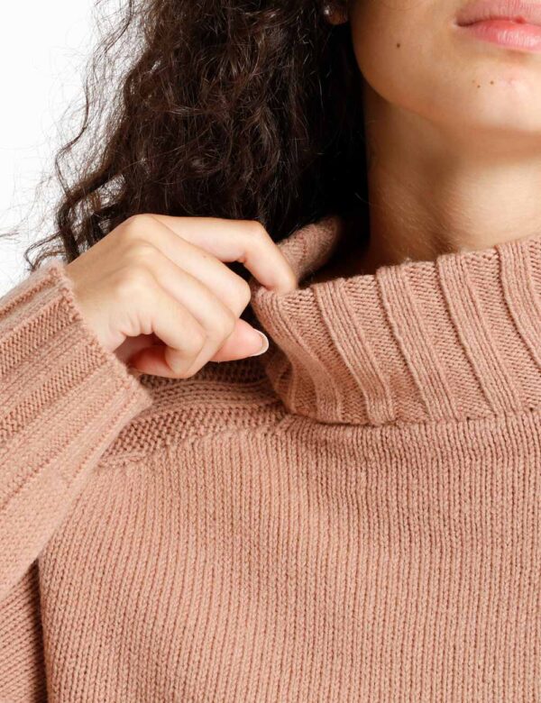 Maglione Rue De Clerie a collo alto - 50% lana vergine 50% acrilicoLa modella indossa la taglia SM ed è alta 175 cm e la ves