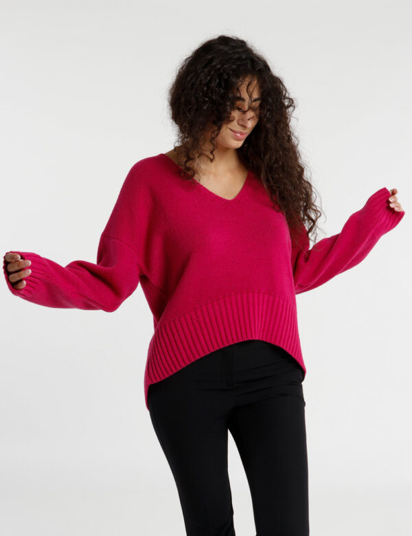 Maglione Rue De Clerie corto - 50% lana 50% acrilicoLa modella indossa la taglia SM ed è alta 175 cm e la vestibilità è larg