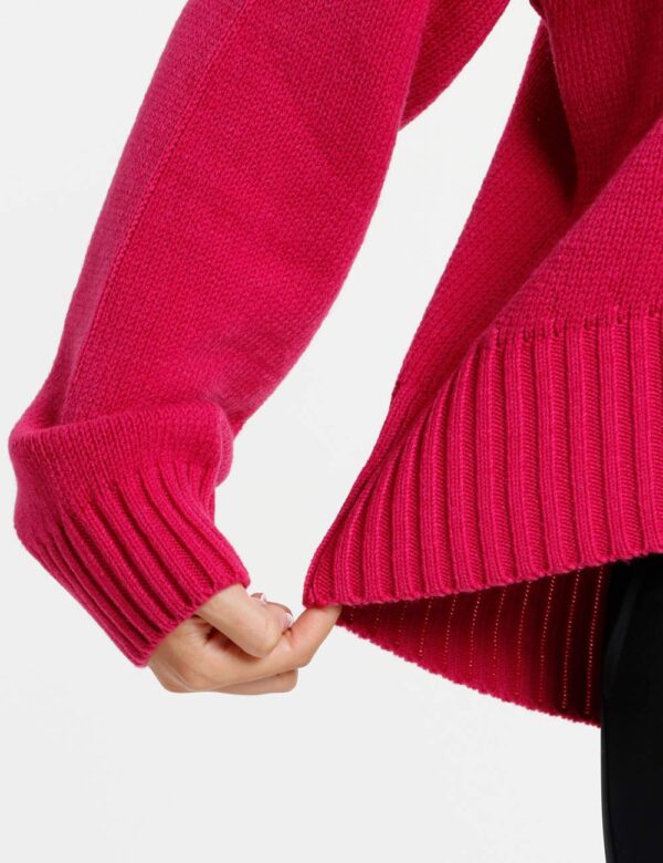 Maglione Rue De Clerie corto - 50% lana 50% acrilicoLa modella indossa la taglia SM ed è alta 175 cm e la vestibilità è larg