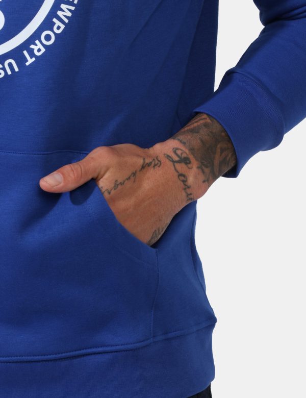 Felpa North Sails Blu - Felpa con cappuccio e polsini su base blu elettrico con stampa logo brand bianco. Presente tascone a