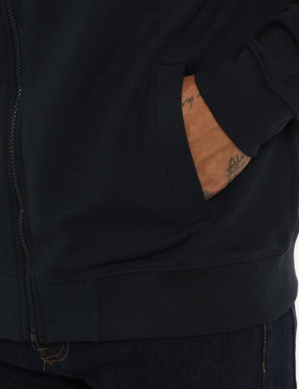 Felpa North Sails cappuccio blu - COMPOSIZIONE E VESTIBILITÀ:80% cotone 20% poliestereIl modello è alto 178 cm e indossa la