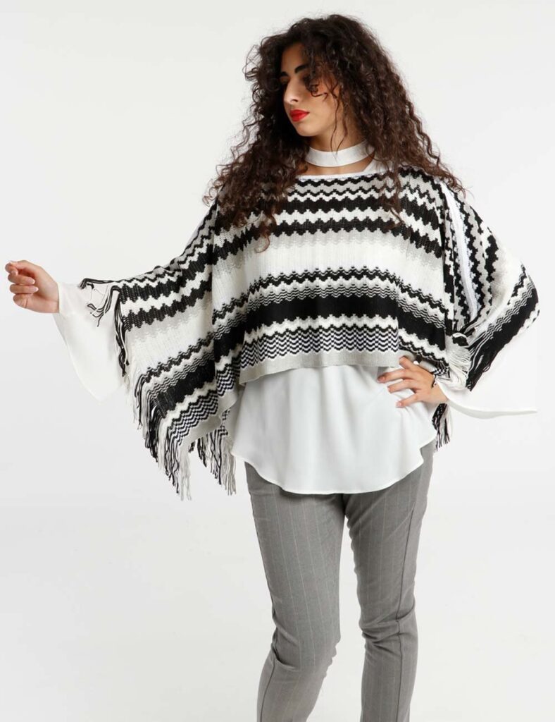 Giacca elegante da donna scontata - Poncho Missoni con frange