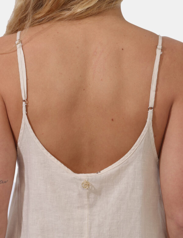 Abito Yes Zee Beige - Abito corto in total bianco ecru, ampio e con spalline strette regolabili. La vestibilità è morbida e