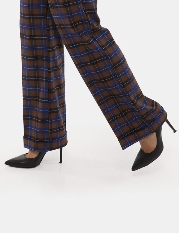 Pantalone Vougue in tartan - 63% poliestere 34% viscosa 3% elastanLa modella indossa la taglia S e la vestibilità del capo è