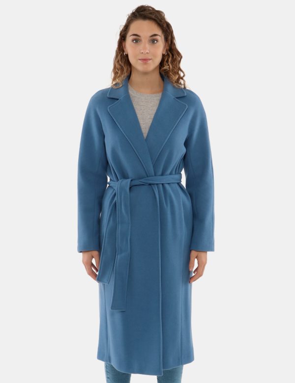 Cappotto Vougue lungo aperto - 100% poliestereLa modella indossa la taglia S e la vestibilità del capo è regolare. Lunghezza