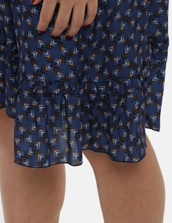 Vestito Vougue fantasia geometrica - 100% poliestereLa modella indossa la taglia S e la vestibilità del capo è regolare. Spa