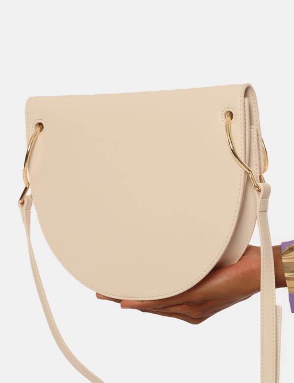 Borsa Tommy Hilfiger beige - COMPOSIZIONE E VESTIBILITÀ:100% poliuretanoCONSIGLI DI STILE:Borsa a tracolla di medie dimensi