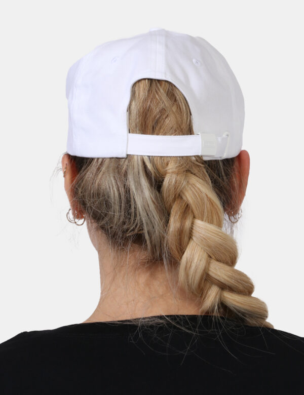 Cappello Tommy Hilfiger Bianco - Cappello modello baseball in total bianco con pacth logo brand in tinta originale. La vesti