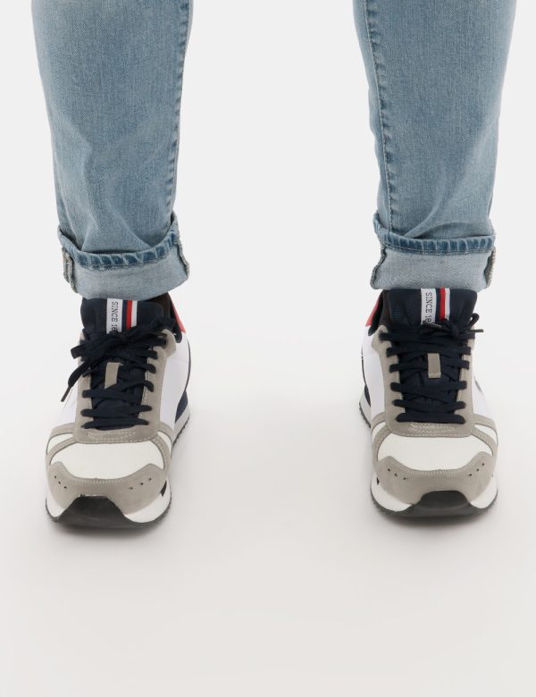 Sneakers U.S. POLO ASSN. Colourblock con inserti in nylon - Ecopelle e materiale tessile Il modello indossa il numero 43 e l