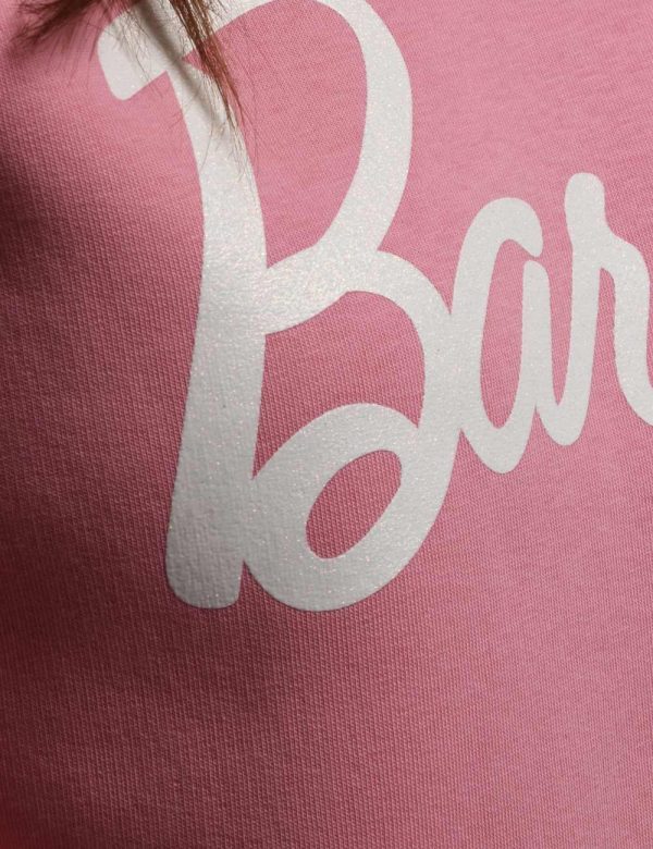 Felpa Barbie rosa - COMPOSIZIONE E VESTIBILITÀ:65% cotone 35% poliestereLa modella è alta 161 cm e indossa la taglia S. La v