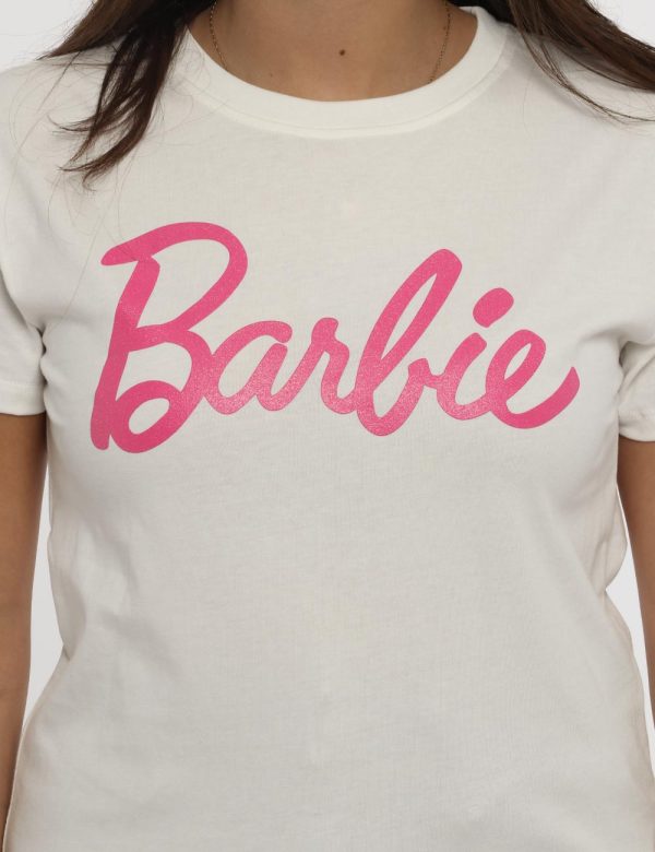 T-shirt Barbie rosa - COMPOSIZIONE E VESTIBILITÀ:100% cotoneLa modella è alta 161 cm e indossa la taglia S. La vestibilità d