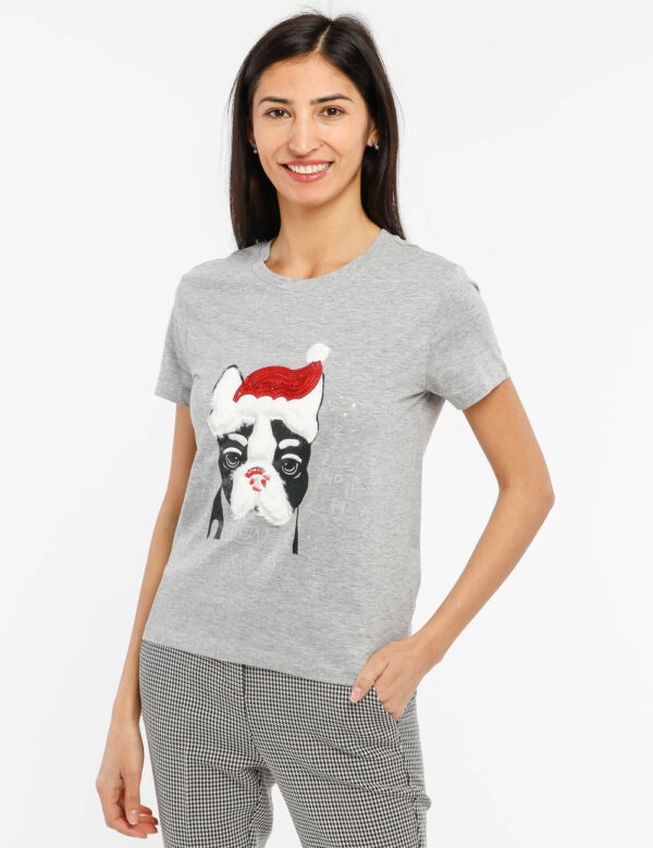 T-shirt Jacqueline De Yong natalizia - 100% cotoneLa modella indossa la taglia S e la vestibilità è regolareScegli la t-shir