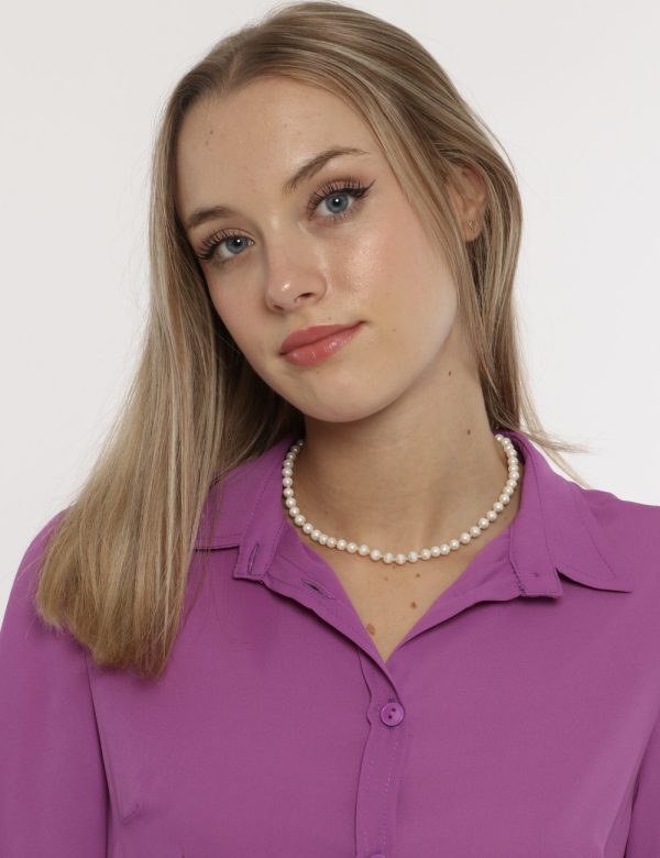 Camicia Vougue viola ciclamino - COMPOSIZIONE E VESTIBILITÀ:100% poliestereLa modella è alta 176 cm e indossa la taglia S. L