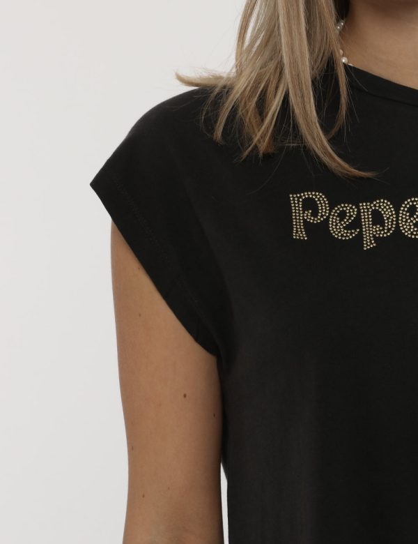 T-shirt Pepe Jeans nero - COMPOSIZIONE E VESTIBILITÀ:100% cotoneLa modella è alta 172 cm e indossa la taglia S. La vestibili