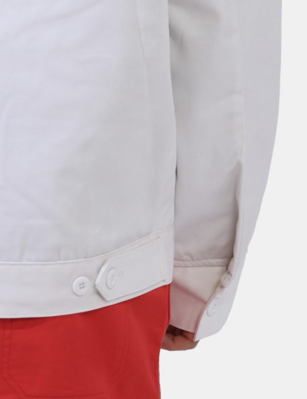 Giacca Dickies Bianco - Giacca in simil denim foderata ed in total bianco. Presenti tasche a taglio trasversale. La vestibil
