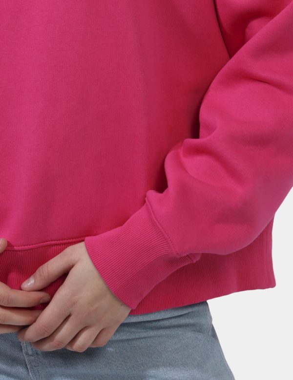 Felpa Dickies Fuxia - Felpa classica con polsini ed in total fuxia. Presente logo brand ricamato bianco. La vestibilità è mo