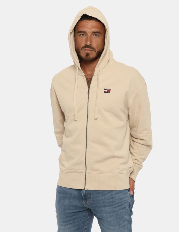 Felpa Tommy Hilfiger beige - COMPOSIZIONE E VESTIBILITÀ:100% cotoneIl modello è alto 178 cm e indossa la taglia L. La vestib