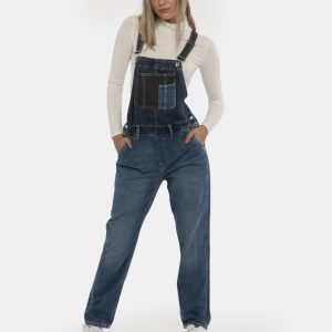 Tuta Pepe Jeans Salopette blu denim - COMPOSIZIONE E VESTIBILITÀ:100% cotoneLa modella è alta 172 cm e indossa la taglia S.
