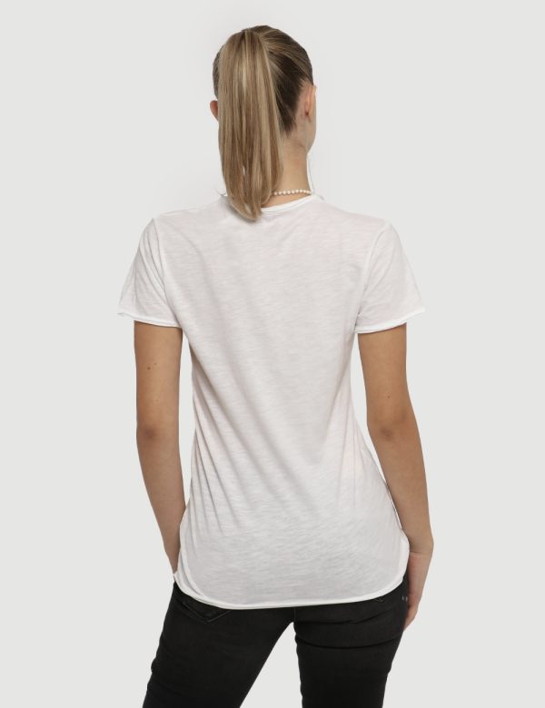 T-shirt Barbie bianco/rosa - COMPOSIZIONE E VESTIBILITÀ:100% cotoneLa modella è alta 170 cm e indossa la taglia S. La vestib