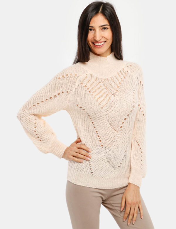 Maglione Fracomina con perline - 52% poliammide 26% acrilico 12% lana 10% mohairLa modella indossa la taglia S ed è alta 178