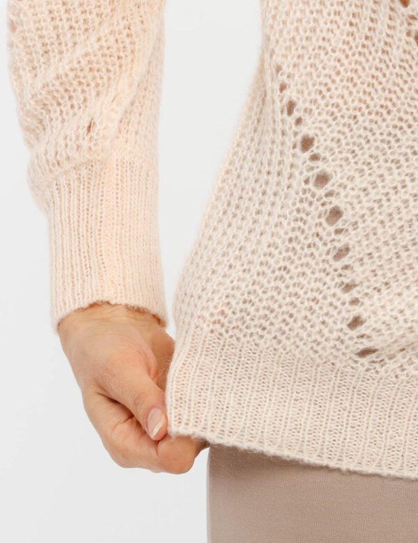 Maglione Fracomina con perline - 52% poliammide 26% acrilico 12% lana 10% mohairLa modella indossa la taglia S ed è alta 178