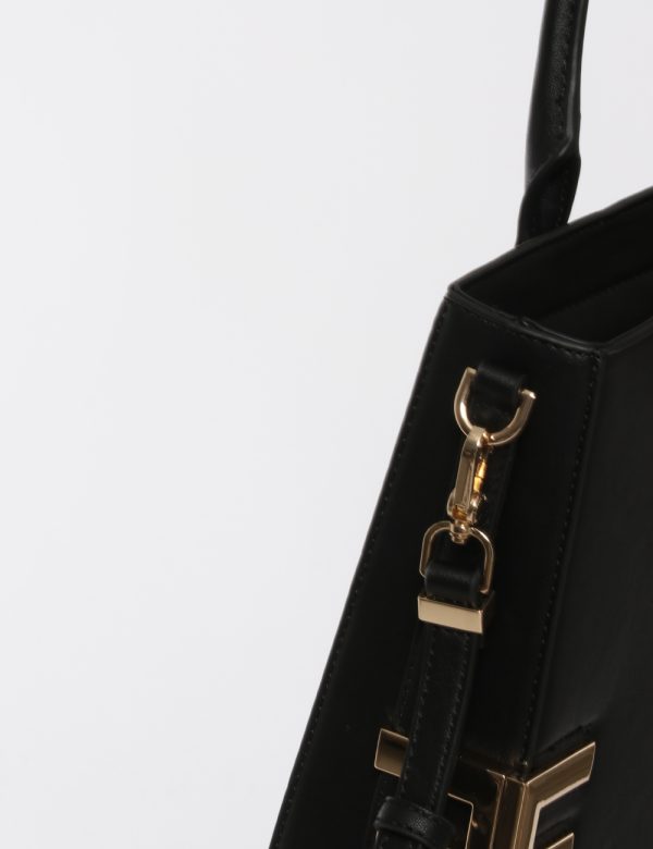 Borsa Fracomina nero - COMPOSIZIONE E VESTIBILITÀ:100% poliuretanoCONSIGLI DI STILE:Borsa a mano rigida di medie dimensioni