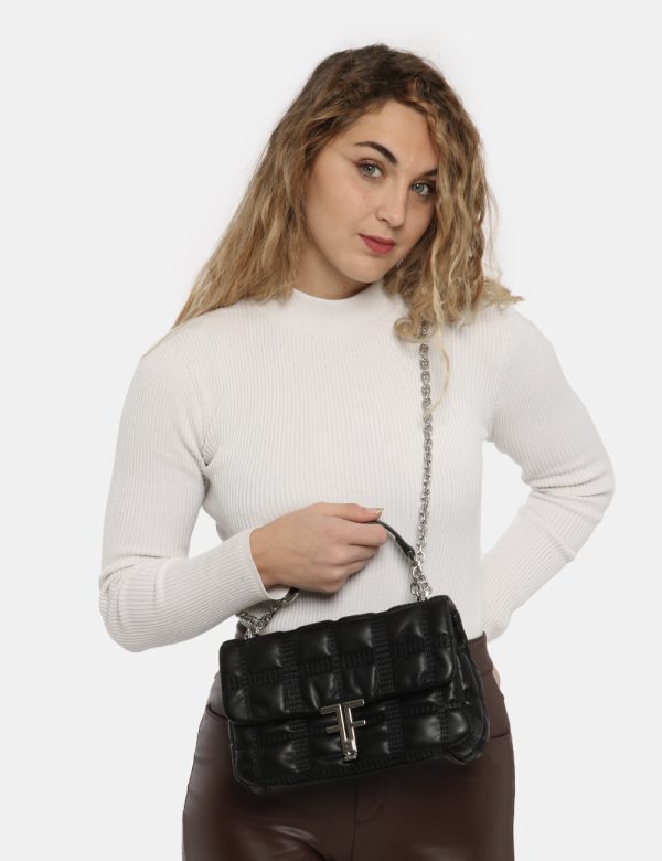 Borsa Fracomina nero - COMPOSIZIONE E VESTIBILITÀ:100% poliuretanoCONSIGLI DI STILE:Borsa a tracolla di piccole dimensioni t