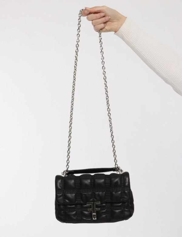 Borsa Fracomina nero - COMPOSIZIONE E VESTIBILITÀ:100% poliuretanoCONSIGLI DI STILE:Borsa a tracolla di piccole dimensioni t