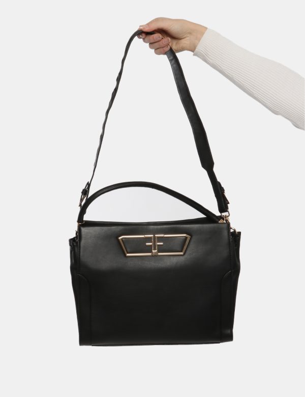 Borsa Fracomina nero - COMPOSIZIONE E VESTIBILITÀ:100% poliuretanoCONSIGLI DI STILE:Borsa a mano semirigida di medie dimensi