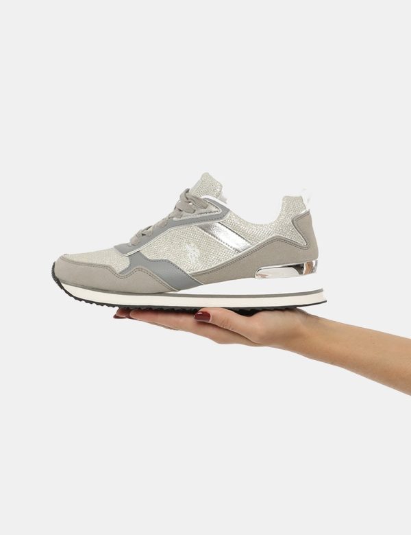Sneakers U.S. Polo Assn con inserti in lurex - Ecopelle e materiale tessile La modella indossa la taglia 40 e la vestibilità