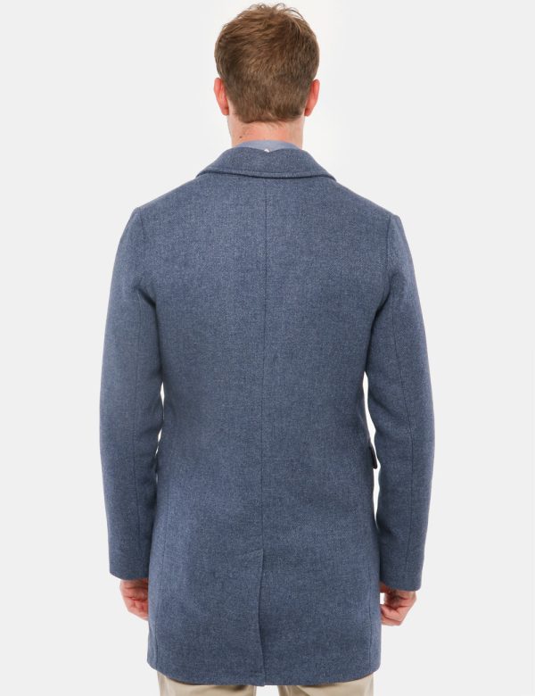 Cappotto Fred Mello con bottoni - 50% lana 40% poliestere 10% poliammideIl modello indossa la taglia L ed è alto 184 cm e la